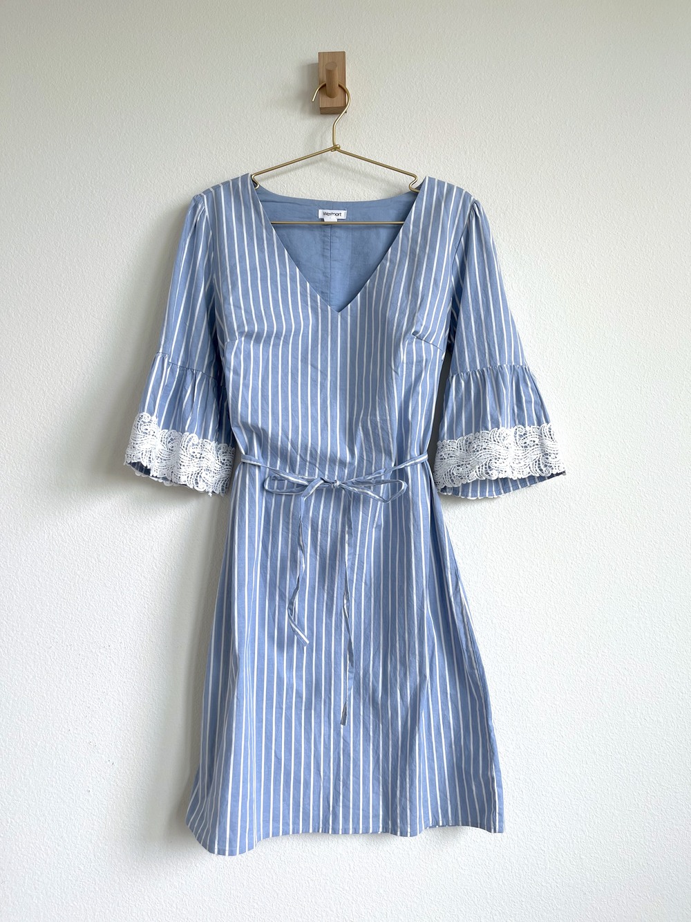 Westport Blue & White Striped Lace Bell Sleeve Dress - Size 8